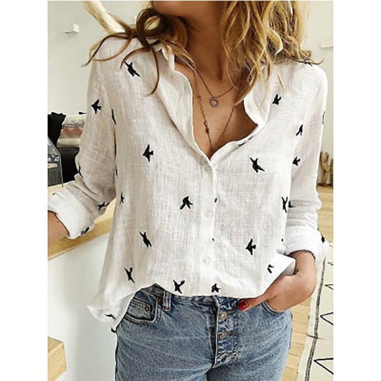 Casual women's flowy blouse, a stylish and comfortable top perfect for summer and everyday wear.