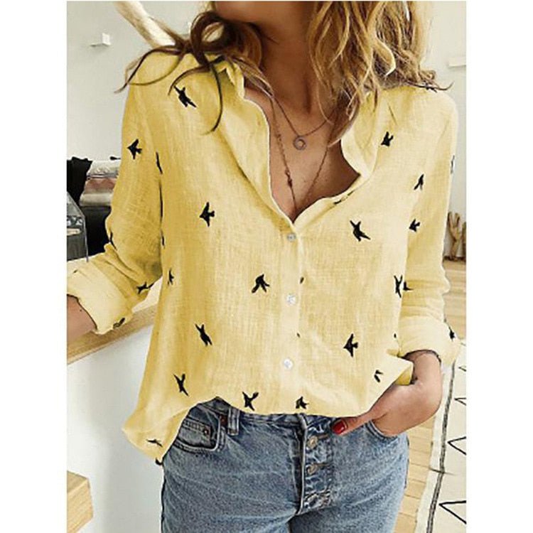 Lightweight, flowy women's blouse, an elegant and versatile top for fashion-forward looks.