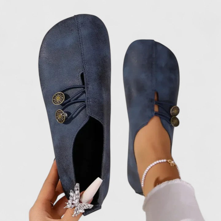 Versatile women's foldable loafers, stylish for daily wear & travel. Elegant slip-on shoes with elastic closure.