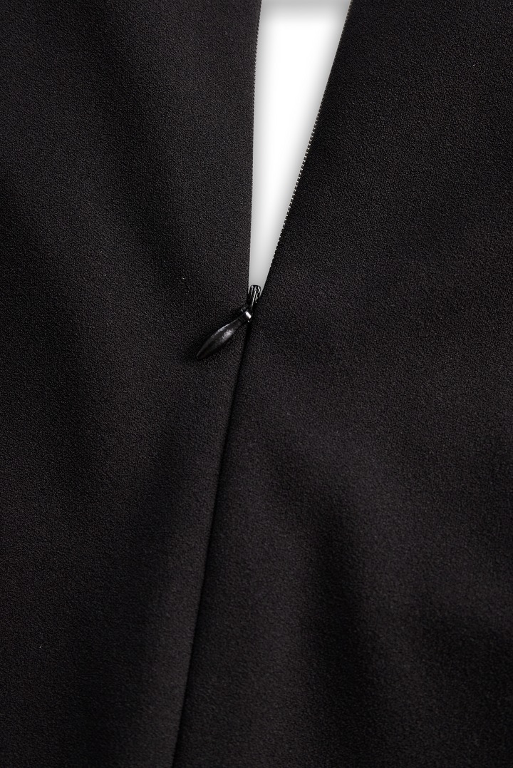 Chic women's elegant midi sheath dress, perfect for special events, with a mandarin collar & belt.