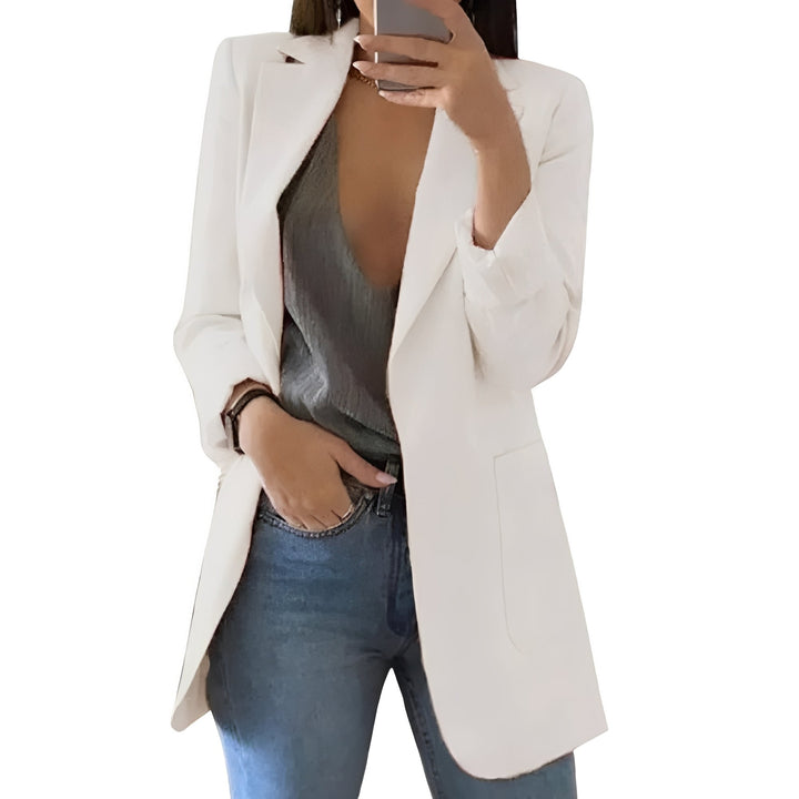 Chic plus size open front blazer for women. Professional, comfortable, and stylish workwear.