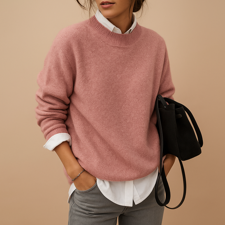 Women's elegant pullover sweater, comfortable knit for versatile office wear or casual chic fall fashion. Long sleeve, round neck.