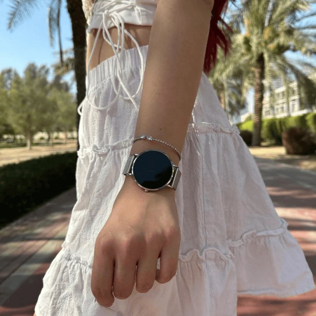 Rose gold women's elegant slim smartwatch. Perfect activity & health tracker with stylish design.