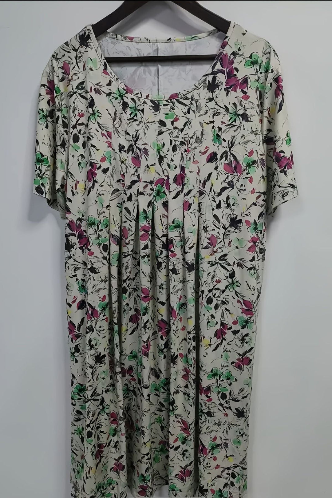 Comfortable and elegant women's structured midi dress for a sophisticated, versatile formal look.