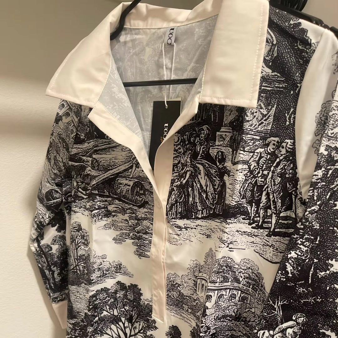 Chic women's toile print mini tunic dress with a relaxed fit, ideal for stylish casual or vacation fashion.