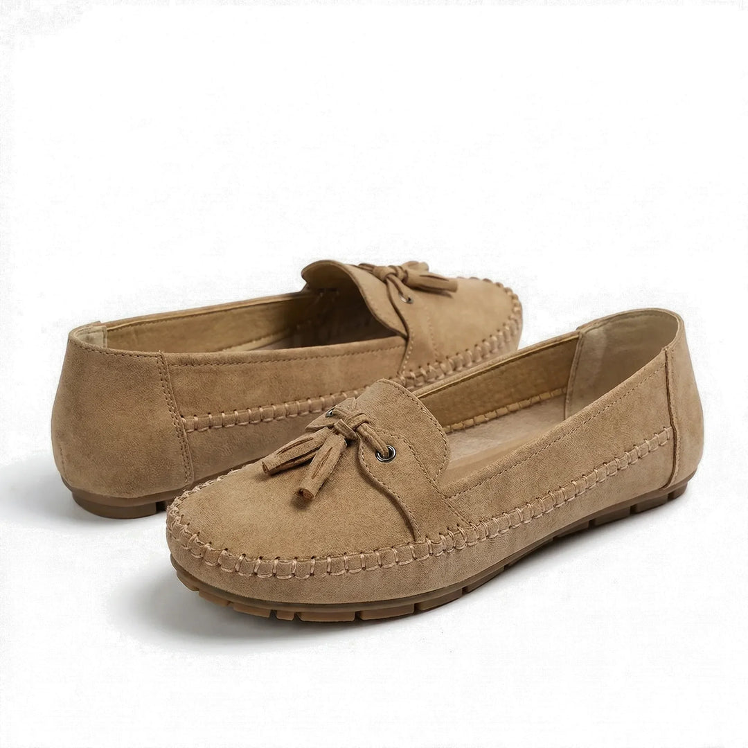 Women's extra wide memory foam loafers, designed for all-day comfort & supportive fit.