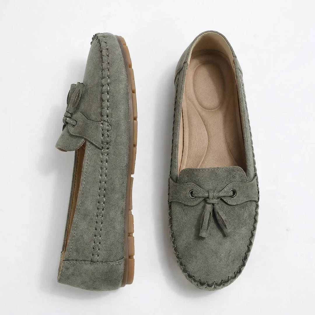 Memory foam cushioning in women's extra wide loafers provides superior support & comfort.