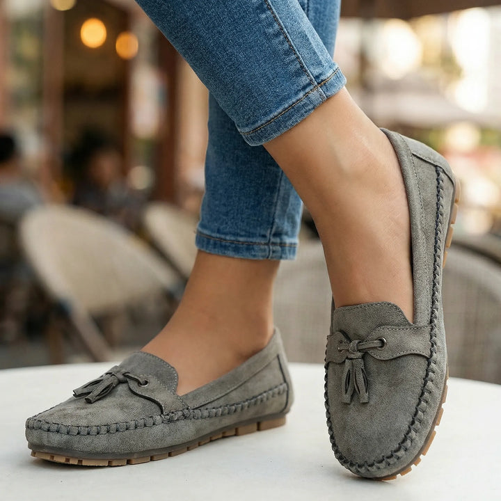 Supportive heel & flexible sole on women's extra wide memory foam loafers for all-day wear.