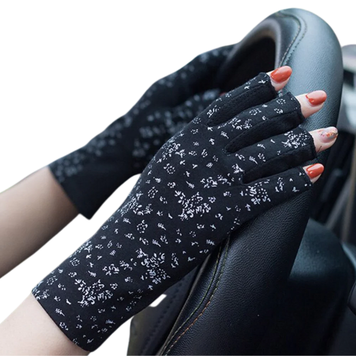 Women's fashion UV protection gloves for sun safeguard, perfect for outdoor activities & driving.