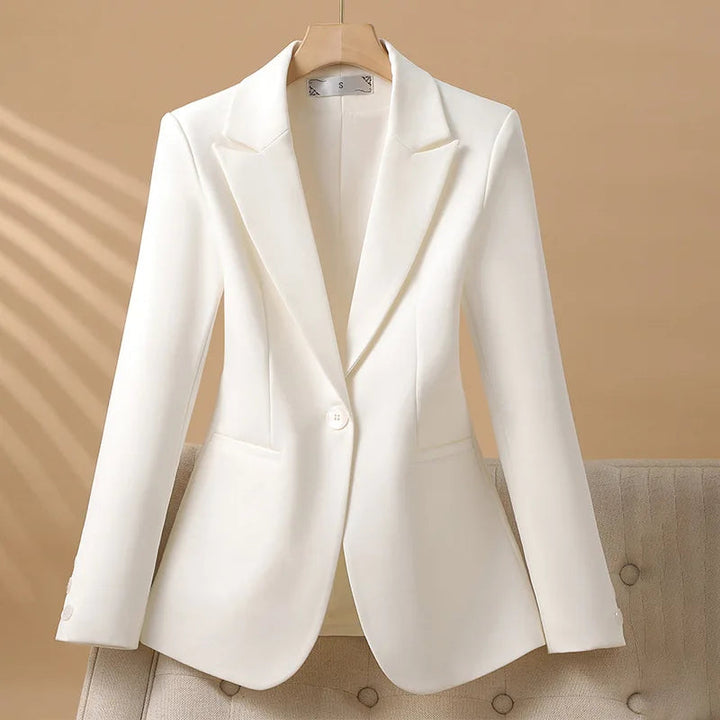 Stylish women's fitted blazer, versatile professional attire, smart casual long sleeve jacket for modern fashion.