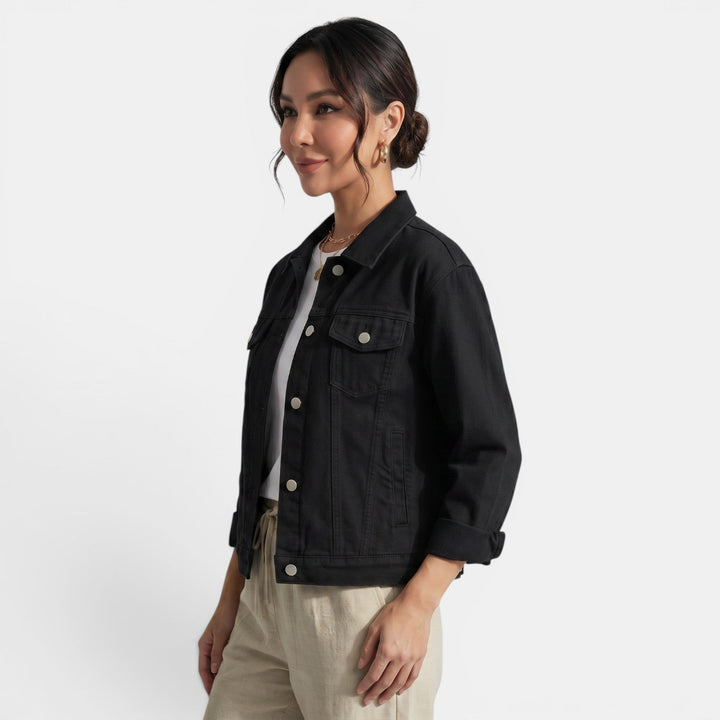 Modern women's urban fitted jacket. Combines everyday style & comfort, chic casual outerwear for all seasons.