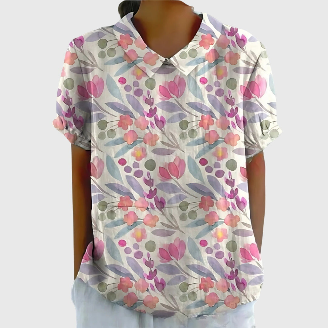Comfortable women's floral print short sleeve collared blouse, great for everyday casual style.