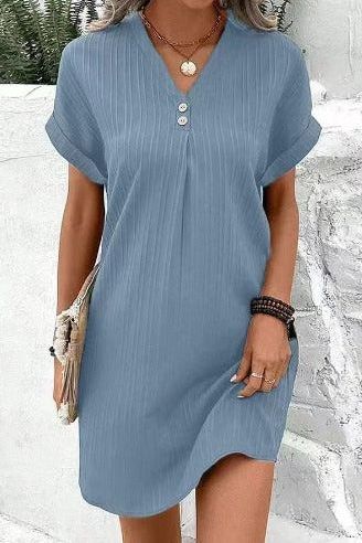 Beautiful floral print midi dress for women, designed with a waist-defined fit. A versatile and flattering spring/summer dress.