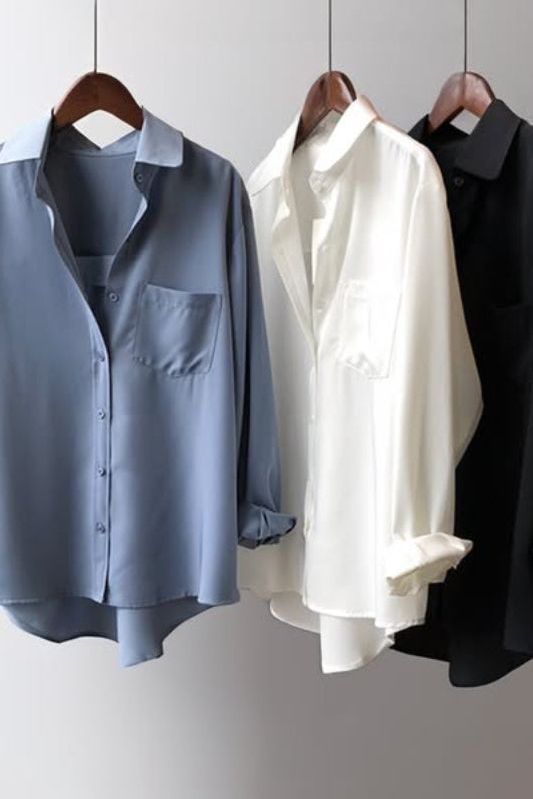 Stylish women's long sleeve flowy blouse, comfortable printed top, perfect versatile fashion for casual or office.