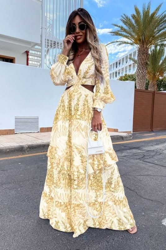 Casual women's flowy summer maxi dress, comfortable & elegant, great for vacation & beach style.