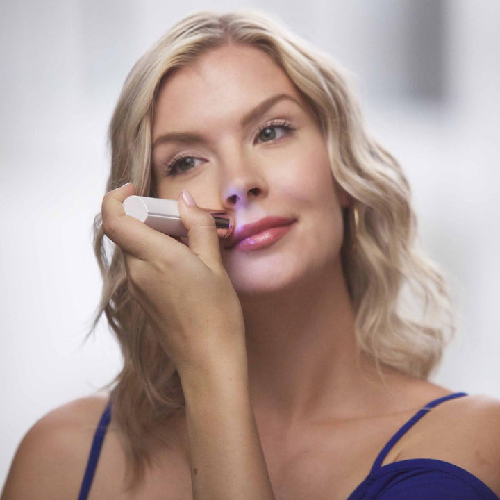 Precision facial hair remover for women, ensuring gentle, smooth skin. An essential face care beauty tool.
