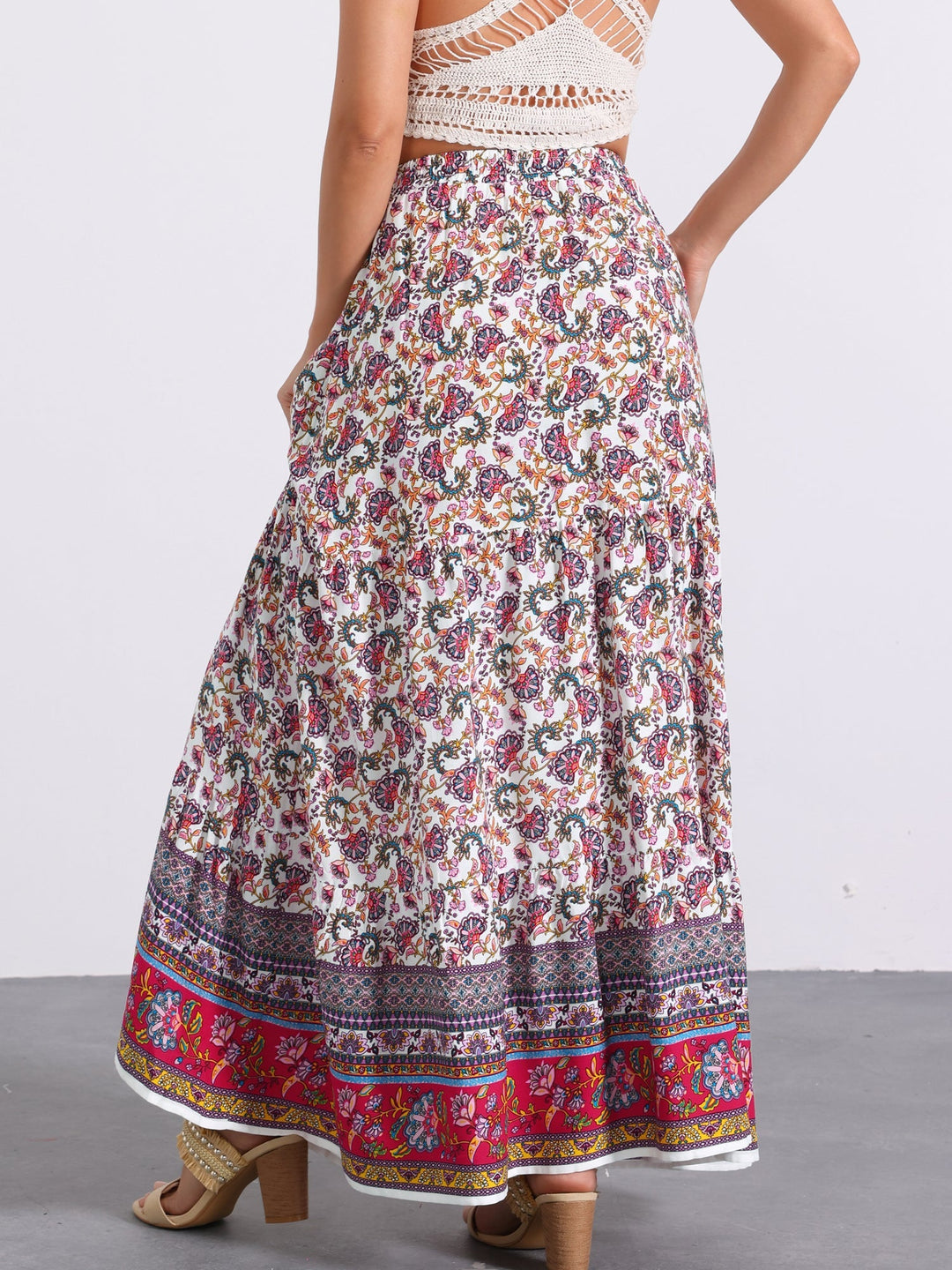 Flowy printed maxi skirt for women, high-waist, offering freedom of movement.