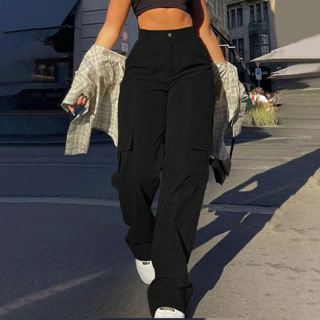 Fashionable relaxed fit women's high waist wide leg cargo pants, featuring practical side and thigh pockets.