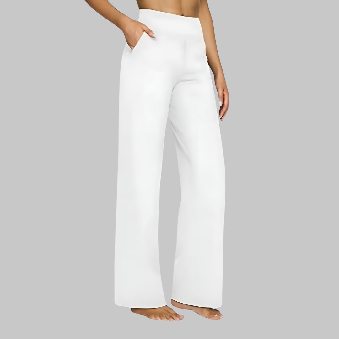 Fashionable black women's high-waisted wide-leg pants with side pockets, chic and versatile.