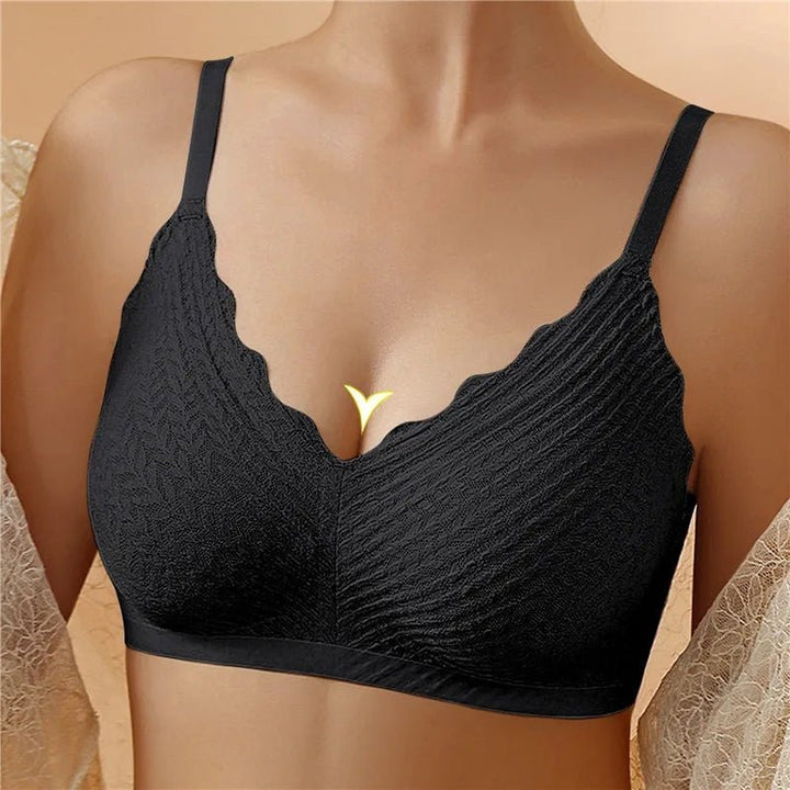 Women's innovative wire-free comfort bra, perfect for all-day support & natural shape.