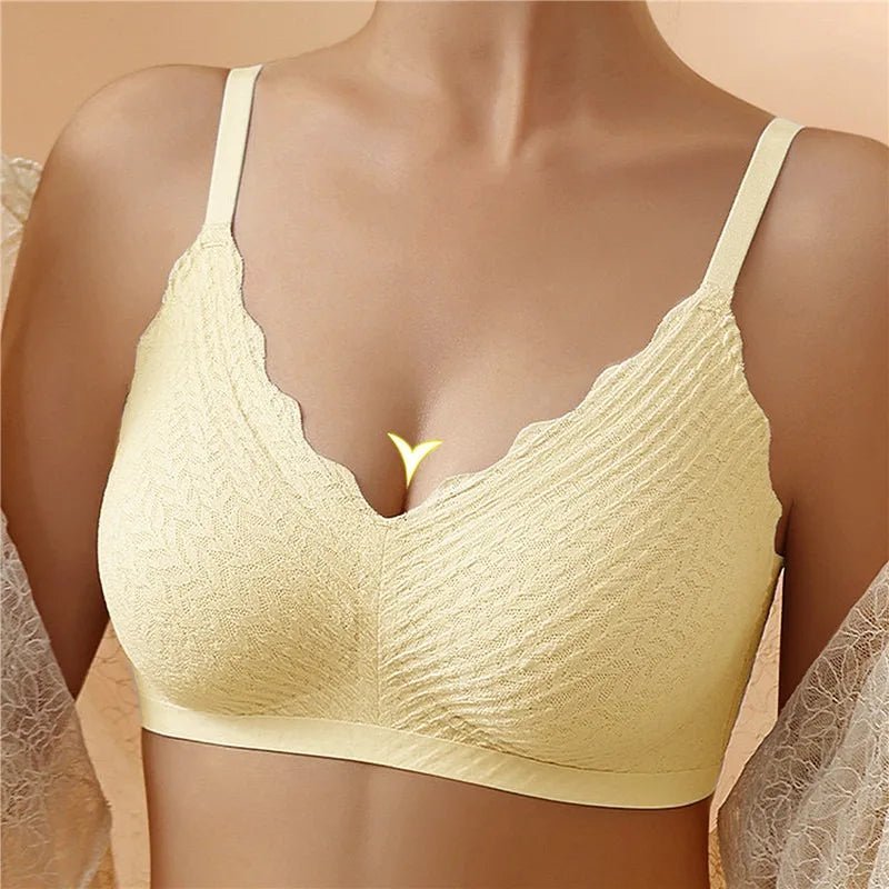 Soft intimates: women's wire-free comfort bra providing all-day support & natural, seamless shape.