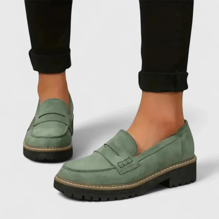 Fashionable women's comfort loafers, versatile slip-on shoes for stylish casual wear or professional work.