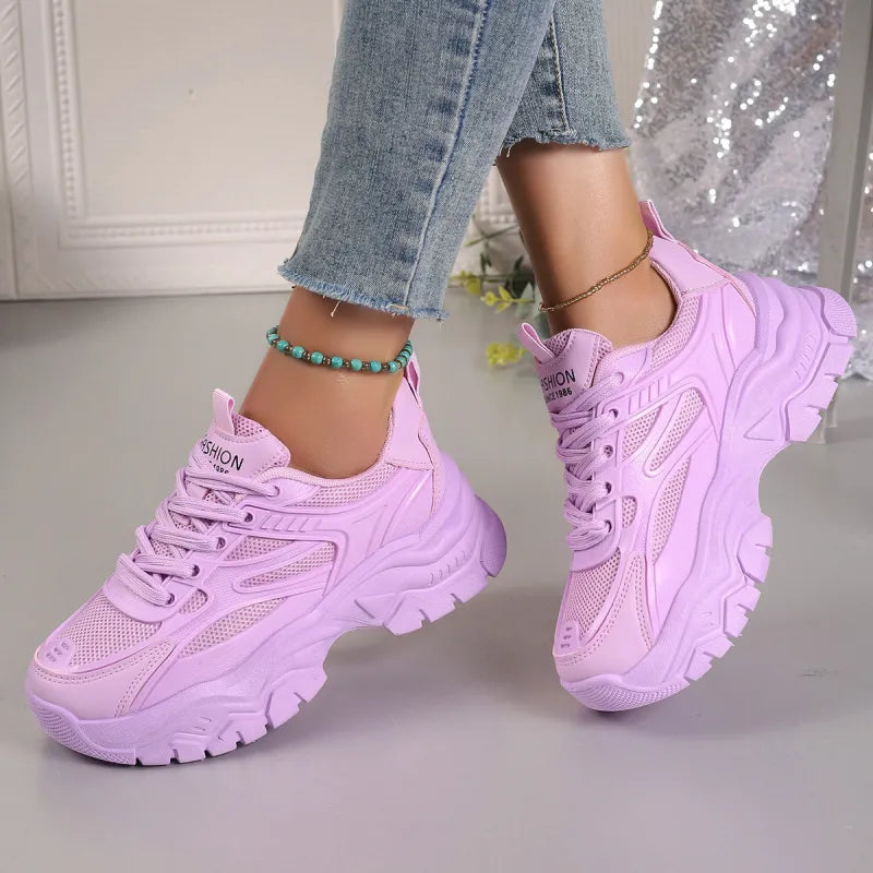 Modern style women's athletic shoes. Lightweight & breathable sneakers for fashion-forward comfort.