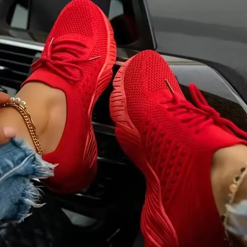 Women's lightweight breathable sneakers, ideal for comfortable walking and daily casual wear.