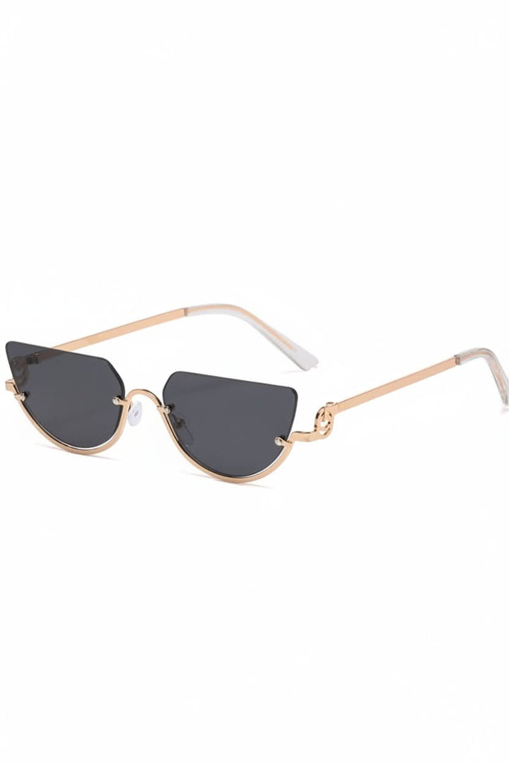 Lightweight women's cat eye sunglasses, a chic fashion accessory. Offers UV protection with a stylish metal frame.