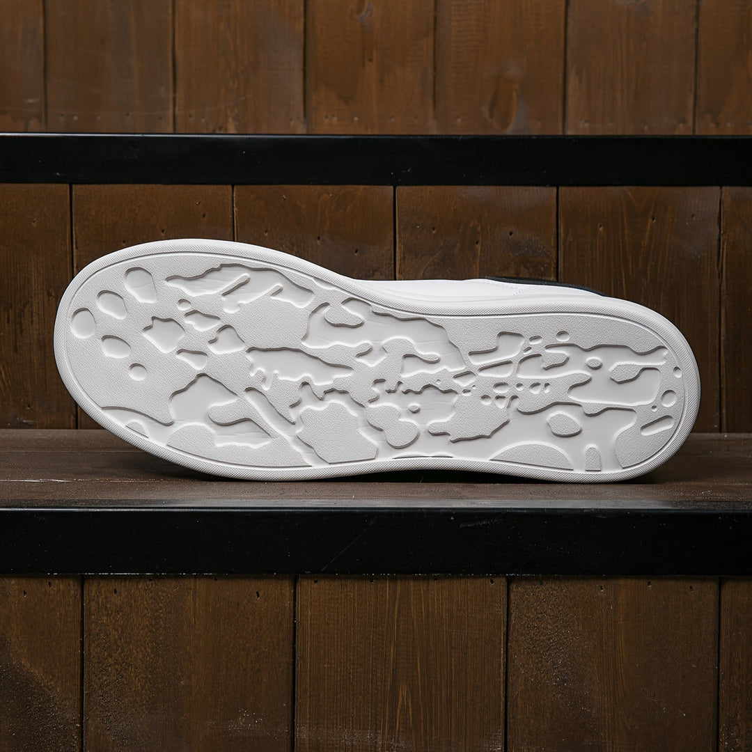 Cushioning insole of women's orthopedic sneakers, providing luxurious all-day comfort & support.
