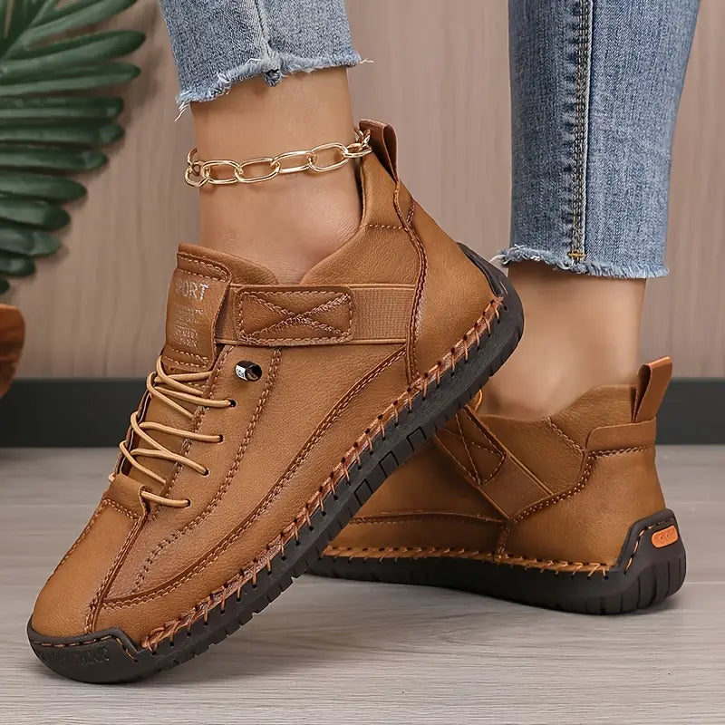 Ultra-lightweight women's walking shoes, perfect slip-on casual sneakers.