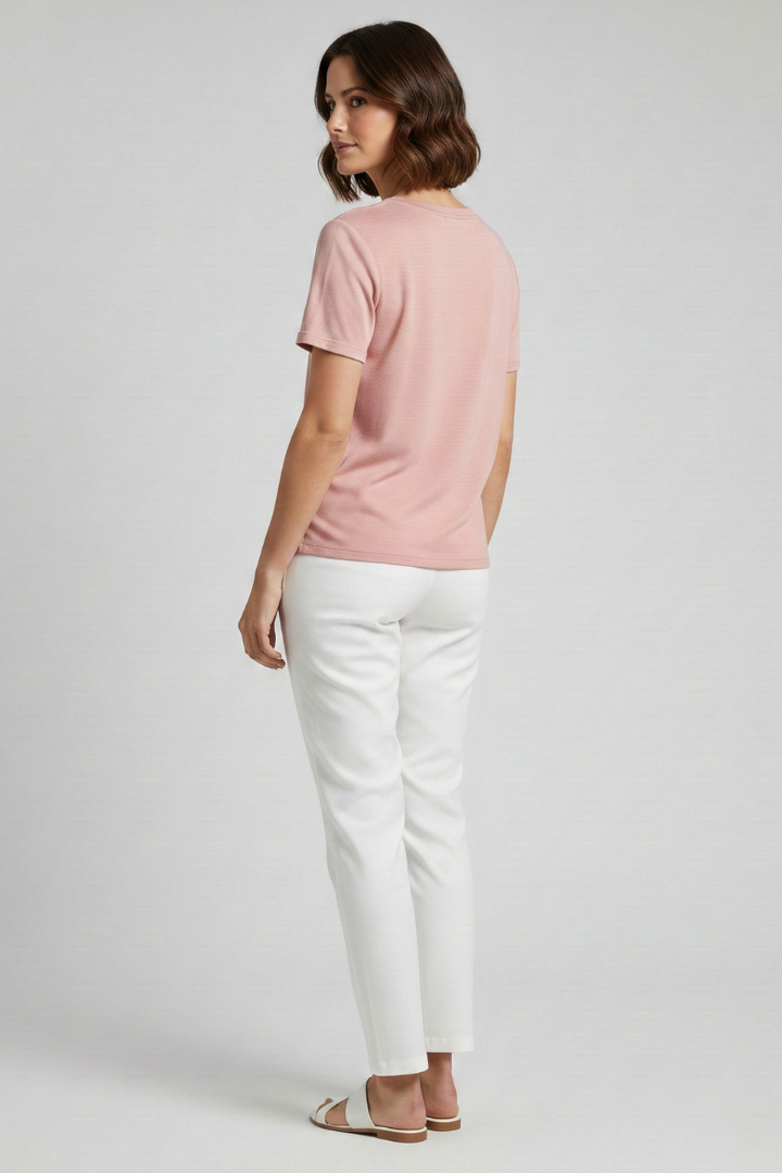 Loose fit women's V-neck t-shirt, a plain short sleeve top for effortless daily comfort.