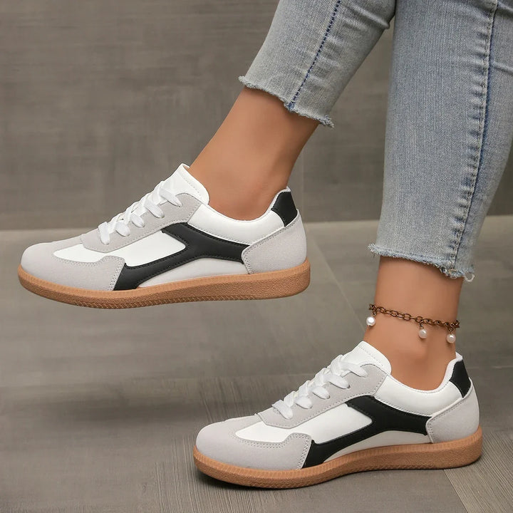 Fashionable women's low-top sneakers, perfect for everyday, with a cushioned fit & classic gum sole.