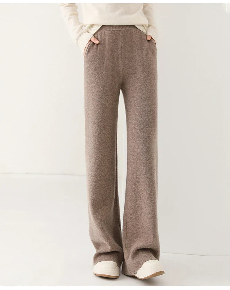 Close-up of the waistband on women's high-waist merino wool wide-leg lounge pants, comfortable fit