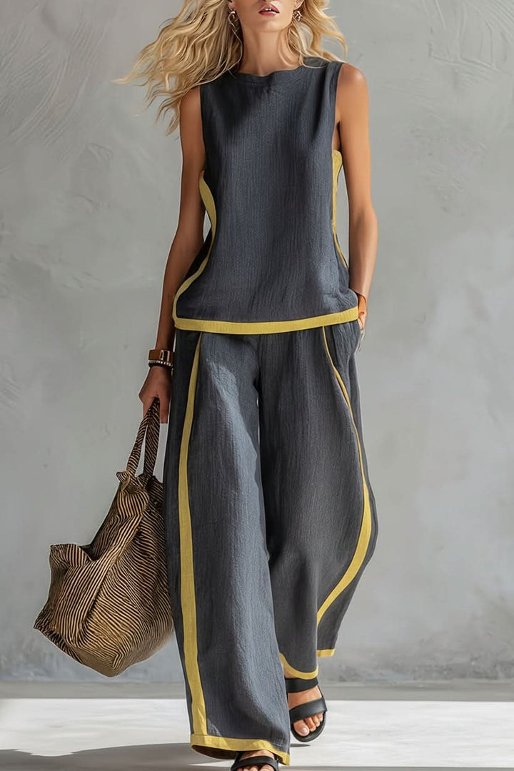 Coordinated women's minimalist casual set, perfect for a comfortable commute, work-from-home, or versatile everyday styling.