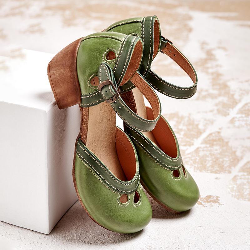 Versatile women's open toe block heel sandals, featuring an ankle strap. Enjoy casual elegance and comfort for summer vacation.