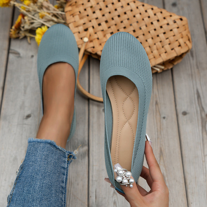 Women's supportive footwear, orthopedic ballerinas offering stylish all-day comfort and stability.