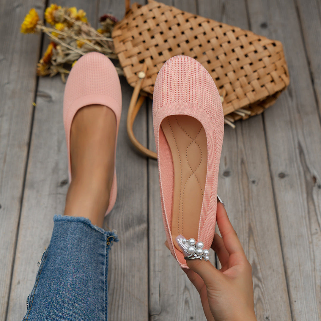 Comfortable women's everyday flats, stylish orthopedic slip-on ballerinas for versatile wear.