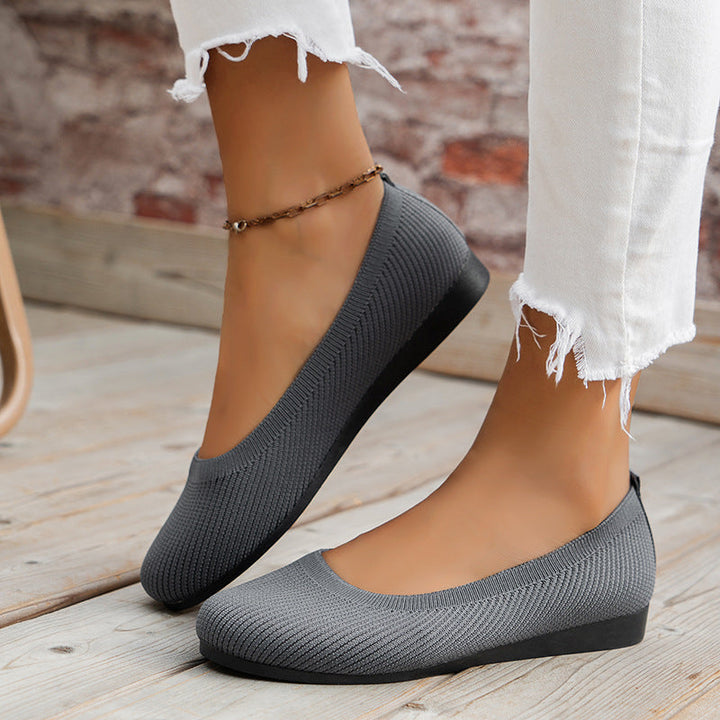 Everyday women's orthopedic ballerinas, blending stylish aesthetics with superior foot comfort.