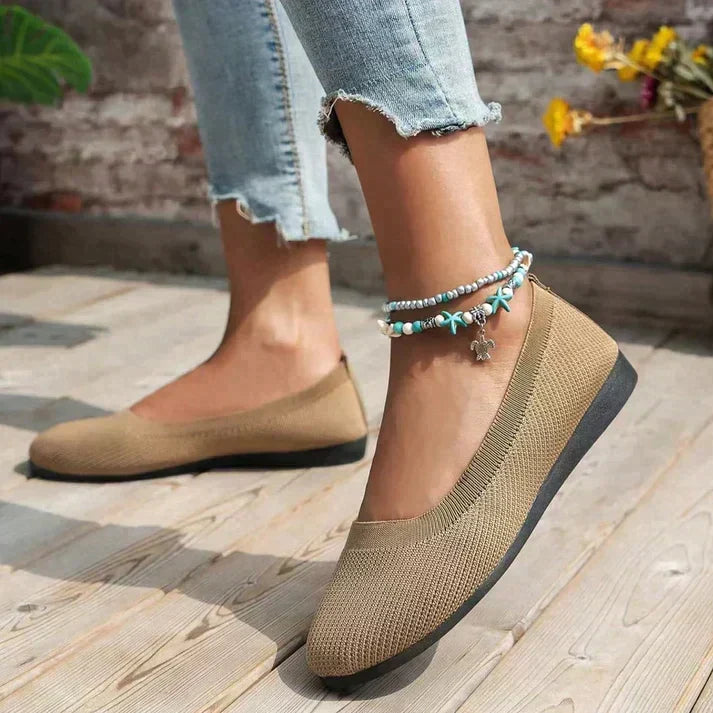 Wide fit women's orthopedic ballet flats, offering all-day comfort & support. Ideal for casual everyday walking.