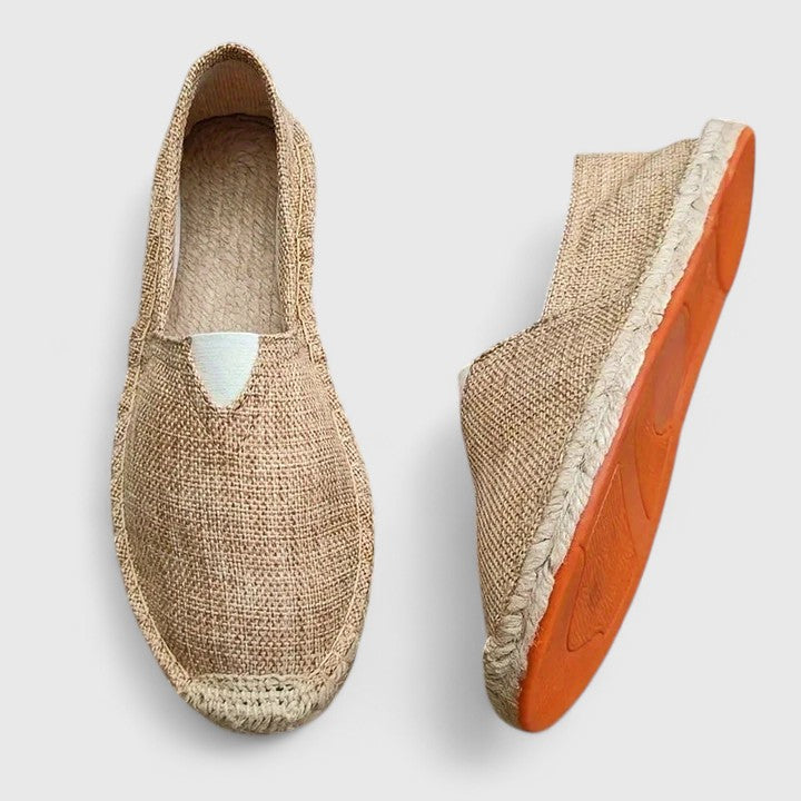 Fashionable women's orthopedic espadrille flat shoes, blending elegant style with comfort.