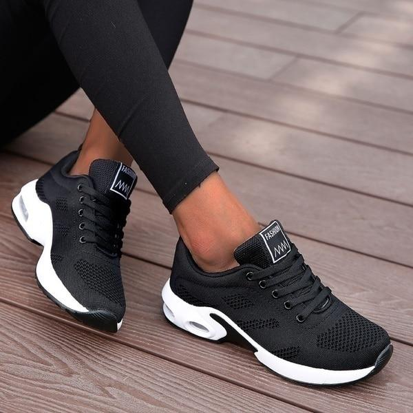 Comfortable women's orthopedic shoes, ideal for running & walking, ensuring arch support & stability.