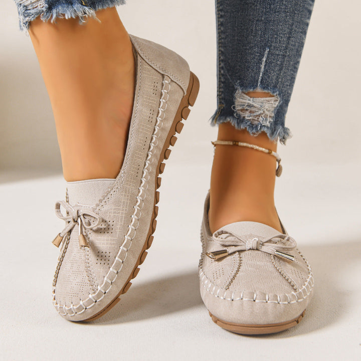 Slip-on orthopedic loafers for women, featuring plush cushioning and excellent foot support.
