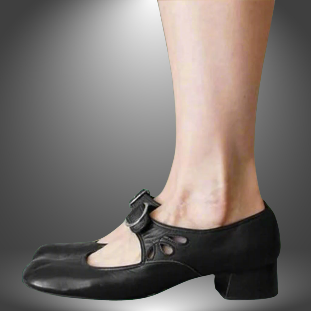 Comfortable women's orthopedic sandals featuring superior arch support & cushioning, designed for pain relief & foot health.