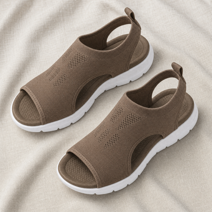 Stylish women's orthopedic summer sandals with arch support, perfect for walking and outdoor activities.