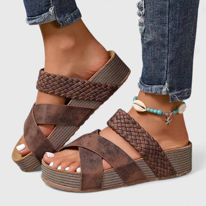 Elegant women's orthopedic wedge platform sandals, featuring a fashionable woven crossover strap and open-toe design.