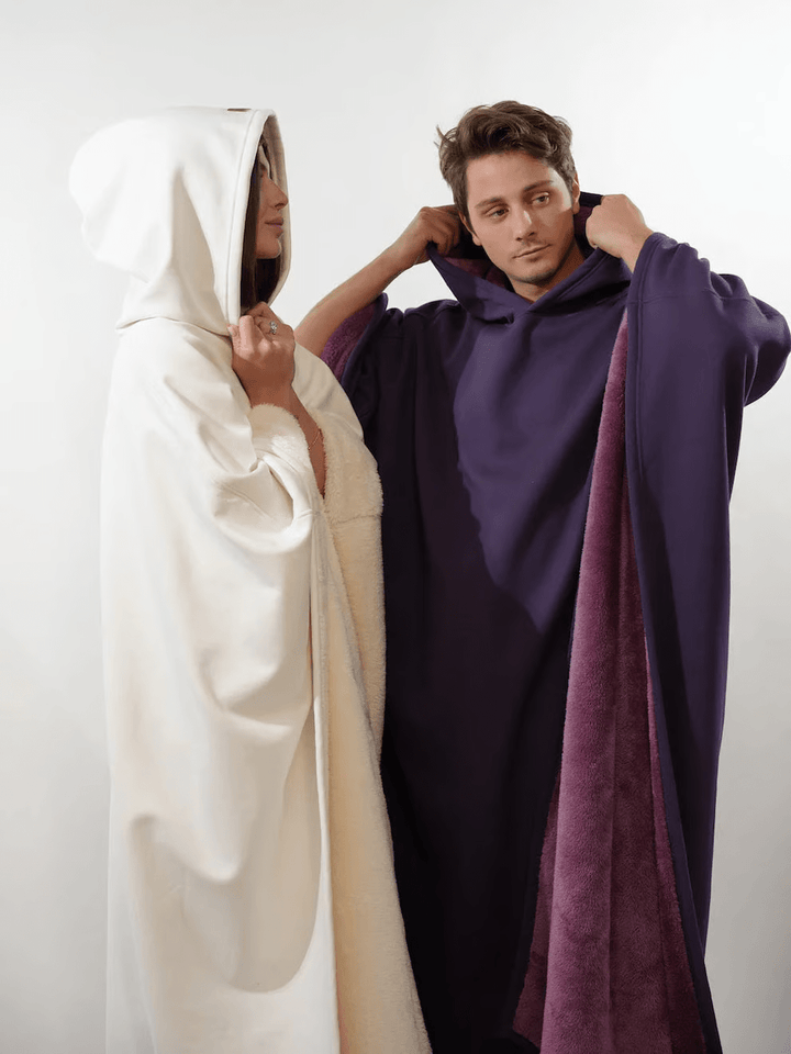 Anti-stress women's oversize hoodie, soft feel, great for home lounging comfort.