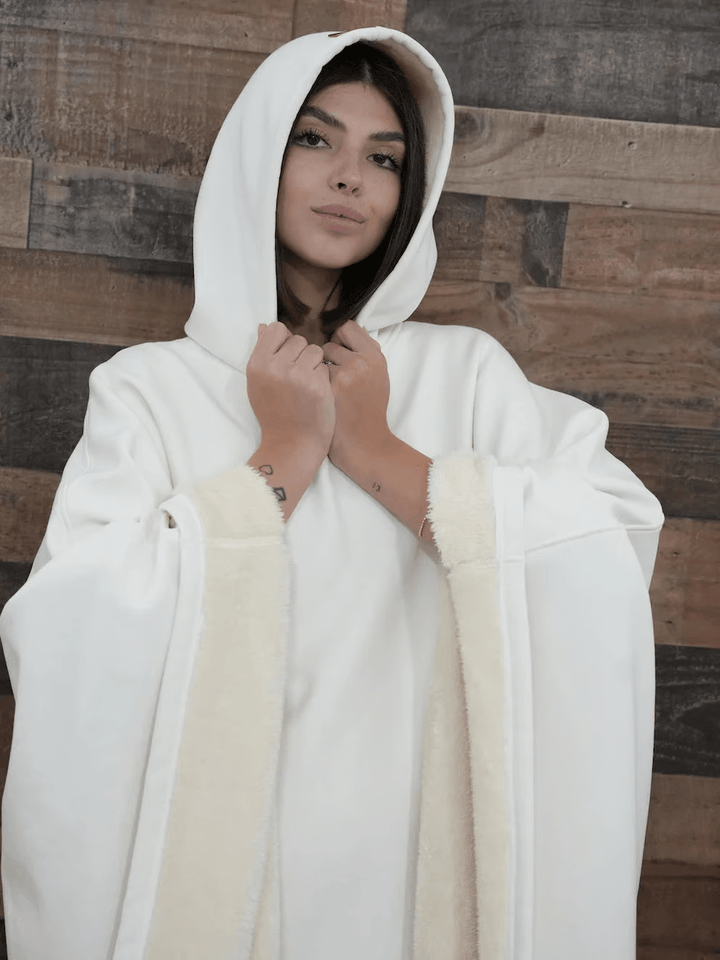 Calming women's hoodie, oversize, soft feel, cozy loungewear.