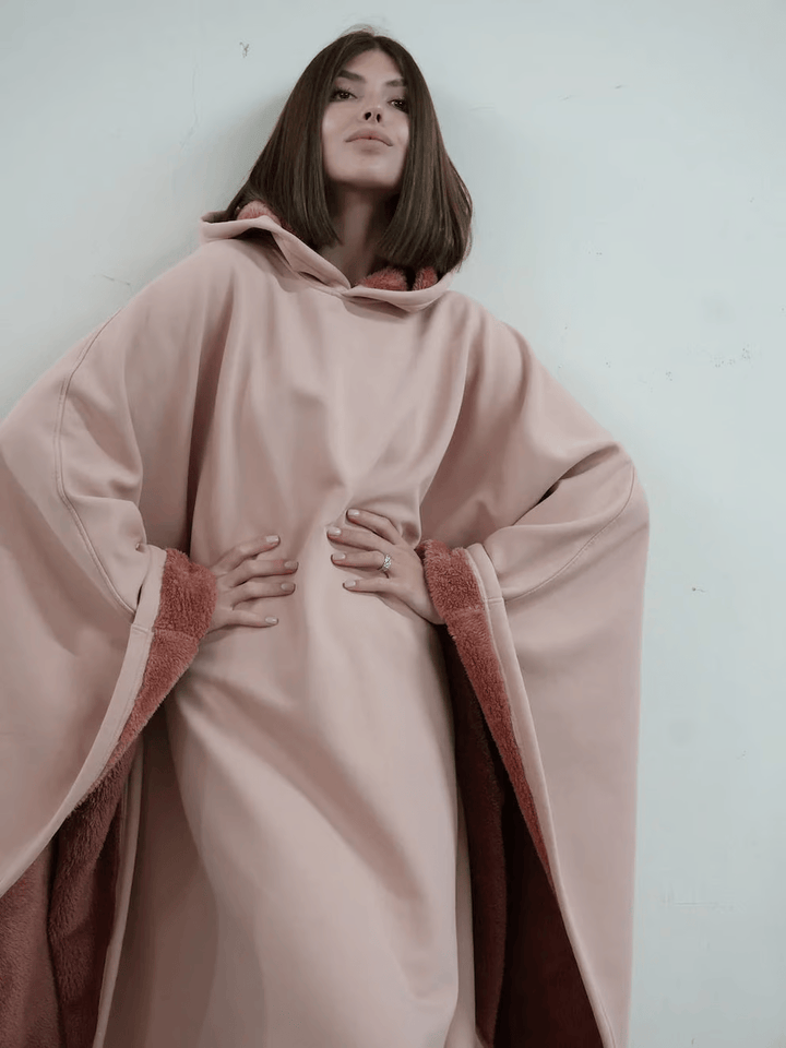 Plush anti-stress women's hoodie, oversize, ultimate comfort gift.