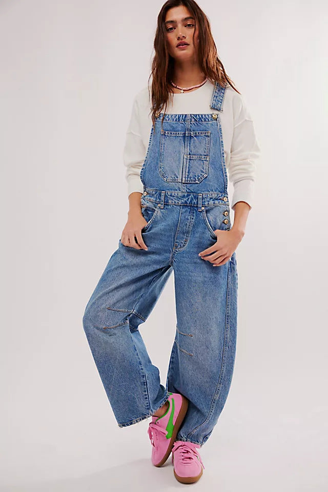 Soft fabric women's oversized jumpsuit, designed for a comfortable relaxed fit with functional pockets.